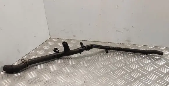 Volkswagen Touareg I Engine coolant pipe/hose 7L6122058