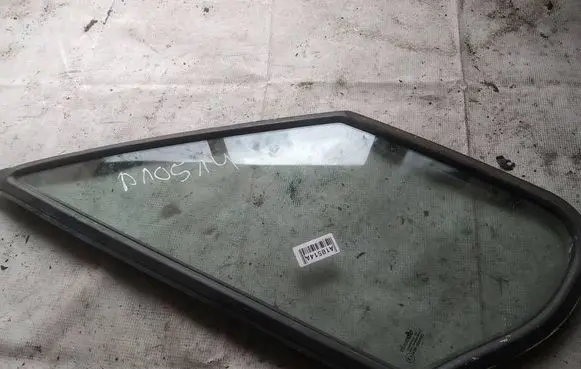 Fiat Ducato Front door vent window glass four-door as2