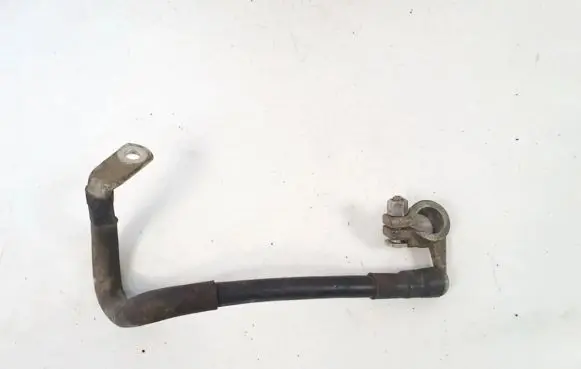 Volkswagen PASSAT B6 Positive cable (battery) 1T0971235A