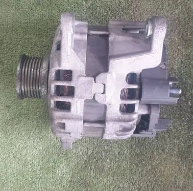 Iveco Daily 6th gen Generator/alternator 5802266117