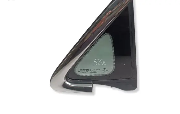 Chrysler Pacifica Front triangle window/glass 68227745AE 0602171056