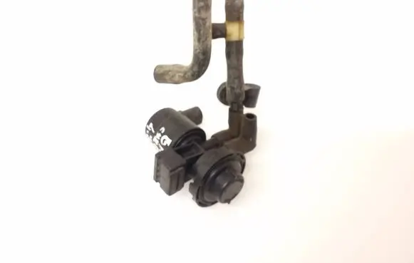 Jeep Grand Cherokee (WJ) Turbo solenoid valve 04669475AB