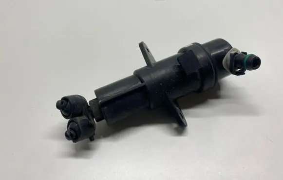 BMW X3 E83 Headlight washer spray nozzle 081106