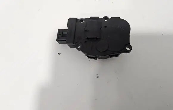 Porsche Macan (95B) Air flap motor/actuator 99162442502