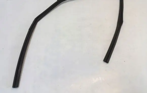 Honda Jazz IV GR Rubber seal front door window/glass 72275TZA