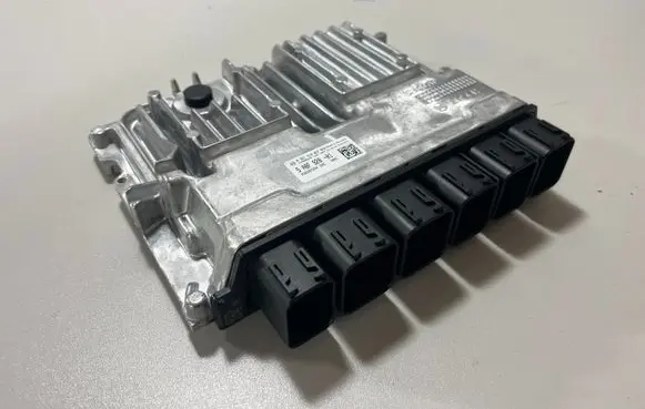 BMW X3 G01 Engine control unit/module 5A8F928