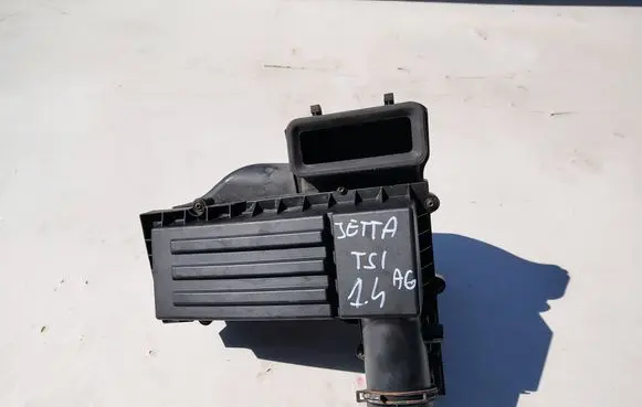 Air filter box