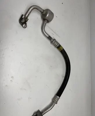 Lexus IS 220D-250-350 Air conditioning (A/C) pipe/hose