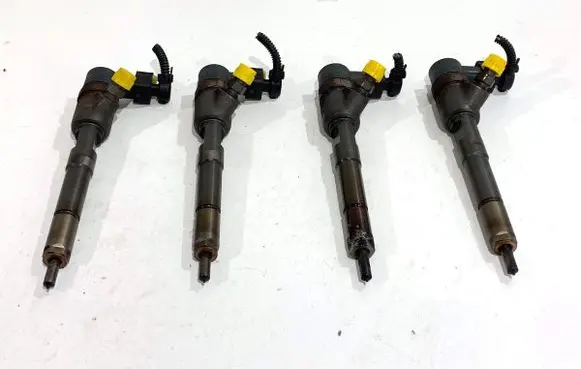 Fiat Doblo Fuel injectors set 0445110351