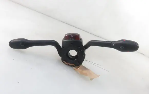 Volkswagen PASSAT B4 Wiper turn signal indicator stalk/switch 1H6953503F