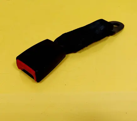 Nissan Micra Rear seatbelt buckle 33048604