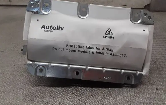Volvo V70 Passenger airbag 30721035