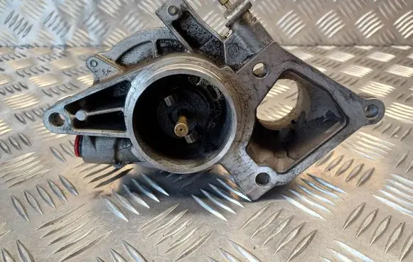 Ford Mondeo Mk III Vacuum pump KS7Q2A451BH 72245410B