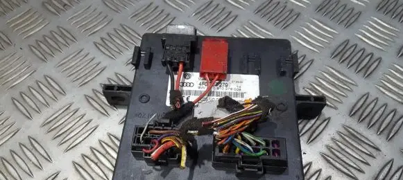 Audi A6 S6 C6 4F Light module LCM 4F0907279 F005V00384