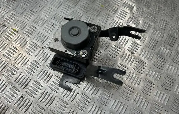 Dacia Sandero II ABS Pump 476608644R