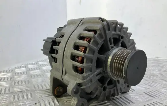 Audi A6 S6 C7 4G Generator/alternator 03L903016A