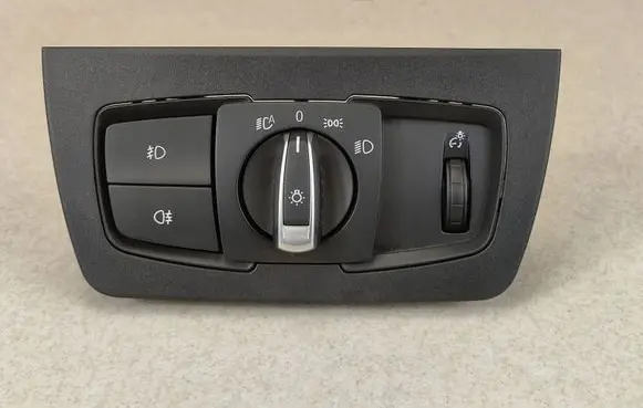 BMW 3 GT F34 Light switch 6847512