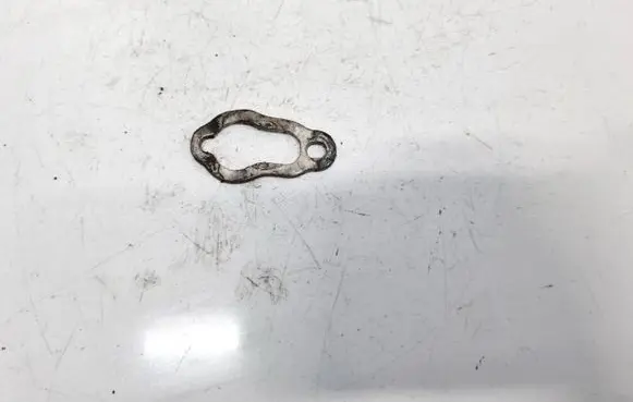 Volvo S80 Fuel Injector clamp holder 