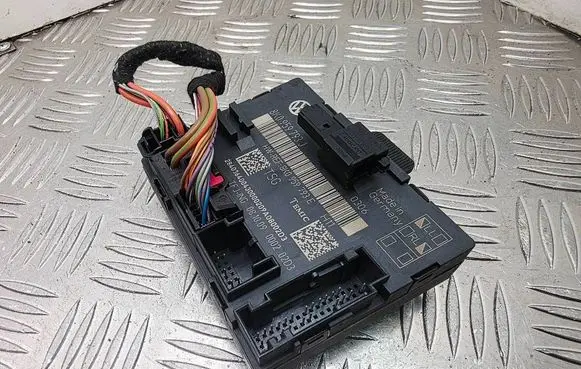Audi A4 S4 B8 8K Door control unit/module 8K0959793J 8K0959793E