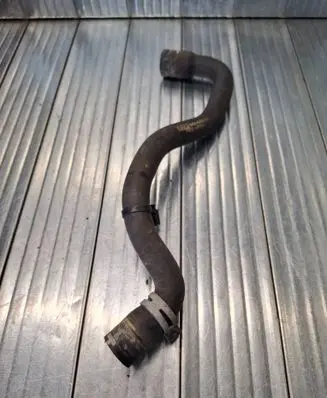 Volvo V40 Engine coolant pipe/hose BM5G8A582DA P108D