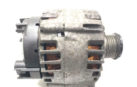 Volkswagen Transporter - Caravelle T5 Generator/alternator 03L903023Q