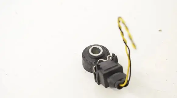 Volkswagen Golf VII Detonation knock sensor 7636937 0261231224