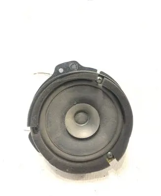 Suzuki XL7 I Front door speaker