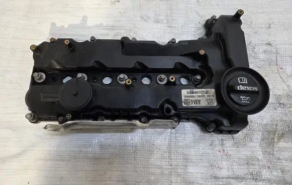 Opel Astra K Rocker cam cover 55570060