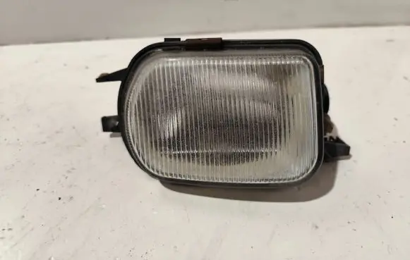 Mercedes-Benz C W203 Front fog light 2158200556 1NA00797601