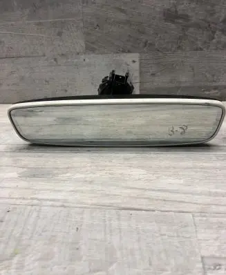 Rear view mirror (interior)