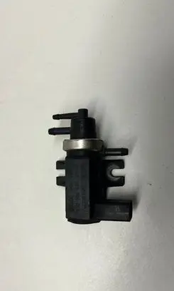 Skoda Octavia Mk1 (1U) Turbo solenoid valve 72290320 1J0906627 02T198