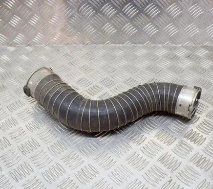 BMW 2 F22 F23 Intercooler hose/pipe 35253150