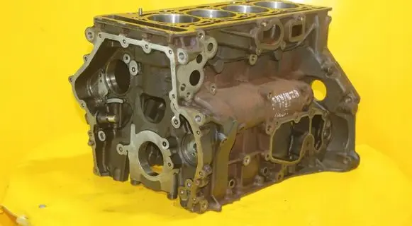 Seat Leon (1P) Engine block 06H103021L