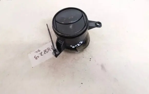 Mazda 2 Dash center air vent grill d65264930