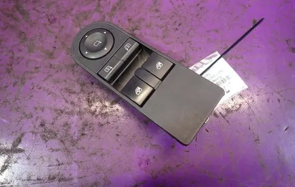Opel Astra H Quarter vent window switch 