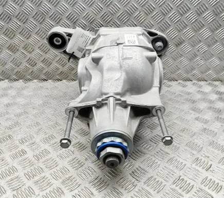 BMW X7 G07 Rear differential 8849917