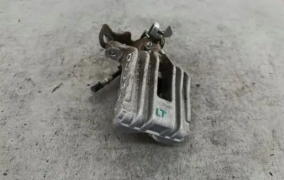 Volkswagen PASSAT B5.5 Rear brake caliper 4B2011LPROFIPOWER