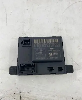Mercedes-Benz Sprinter W906 Door control unit/module A9068205626 00005226E1