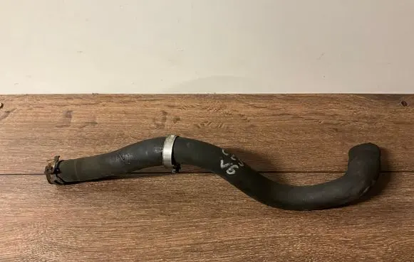 Mercedes-Benz CLS C219 Engine coolant pipe/hose A2118327794