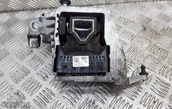 BMW X1 F48 F49 Engine mount bracket 6885934