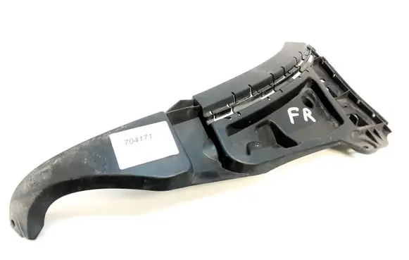 Volvo XC90 Front bumper mounting bracket 08620564