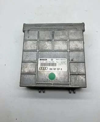 Audi A4 S4 B5 8D Engine control unit/module 8D0907557B 26SA3901 0261203554
