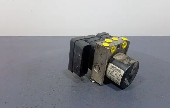 Renault Megane III ABS Pump 476602369R