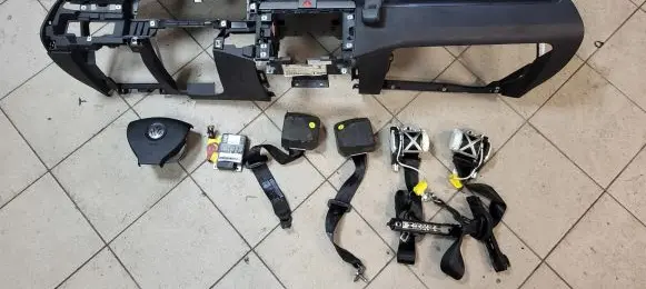 Volkswagen PASSAT B6 Dashboard 3C1857003Q