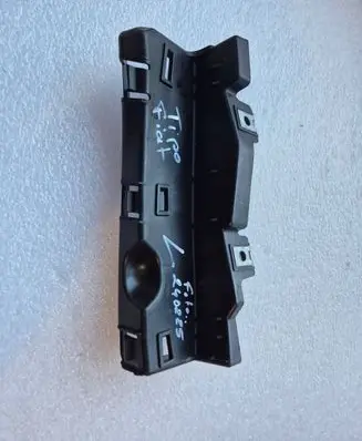 Fiat Tipo Headlight/headlamp mounting bracket 10530857