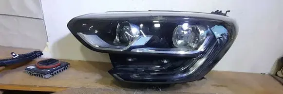 Renault Megane IV Headlight/headlamp