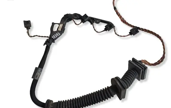 BMW 5 E60 E61 Fuel injector wires 779536605