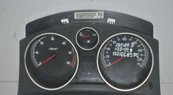 Opel Zafira B Speedometer (instrument cluster) 13216685PGOPEL