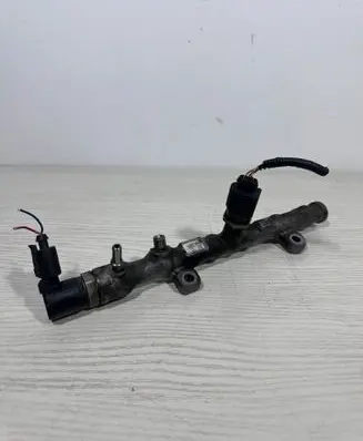 Hyundai i30 fastback Fuel main line pipe 314002U200
