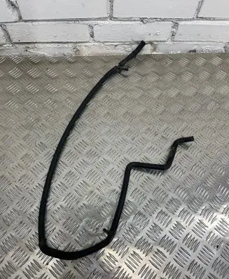 Audi Q7 4L Engine coolant pipe/hose 7L6122447BD KA4116625